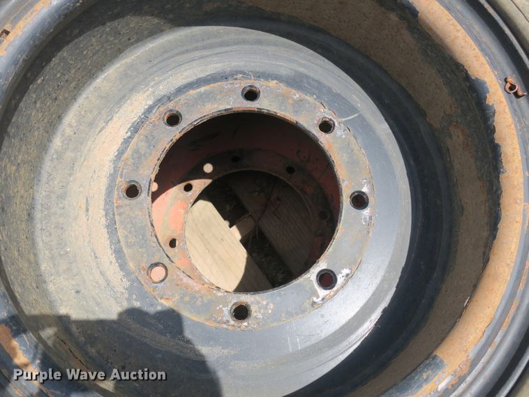 image for item EA9288 (4) 33x12x20 solid tires