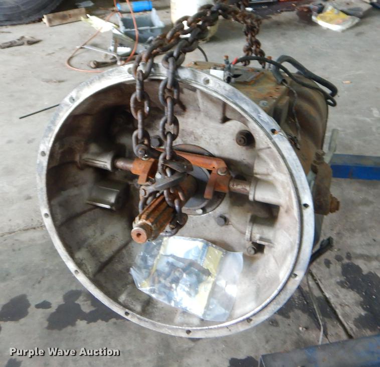 image for item ED9334 Eaton Fuller Super 10 speed transmission