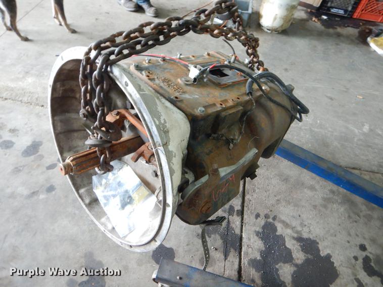 image for item ED9334 Eaton Fuller Super 10 speed transmission