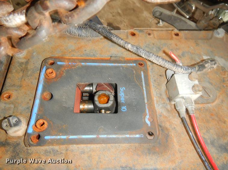 image for item ED9334 Eaton Fuller Super 10 speed transmission