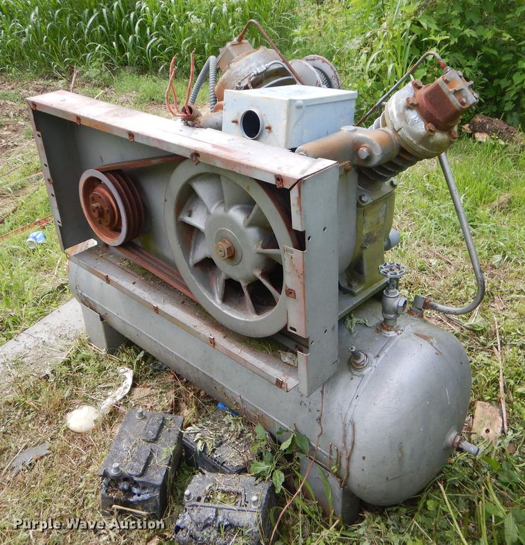 image for item ED9335 Ingersoll Rand air compressor