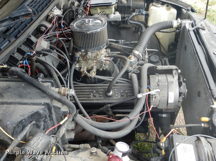 image for item ED9336 1996 Chevrolet S10 pickup truck