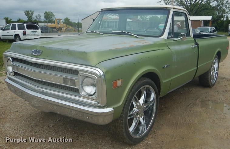 image for item ED9338 1970 Chevrolet C10 pickup truck