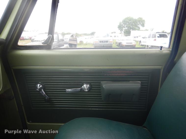 image for item ED9338 1970 Chevrolet C10 pickup truck