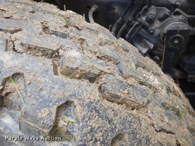 image for item ED9339 1991 Ford LNT8000 railroad crane truck