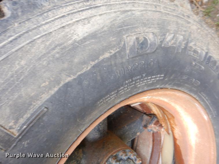 image for item ED9339 1991 Ford LNT8000 railroad crane truck