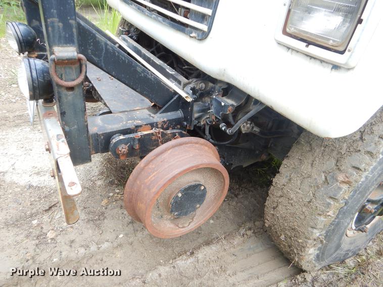 image for item ED9339 1991 Ford LNT8000 railroad crane truck