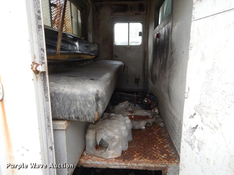 image for item ED9339 1991 Ford LNT8000 railroad crane truck