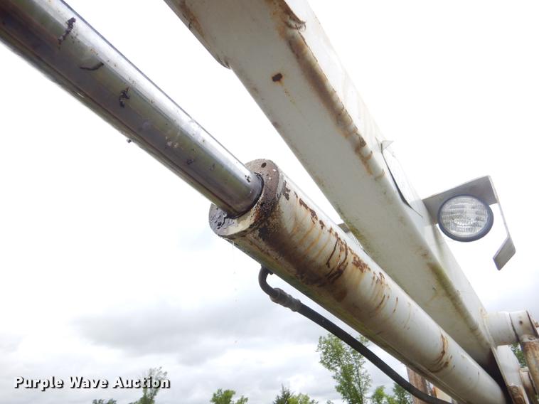 image for item ED9339 1991 Ford LNT8000 railroad crane truck