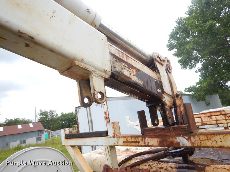 image for item ED9339 1991 Ford LNT8000 railroad crane truck