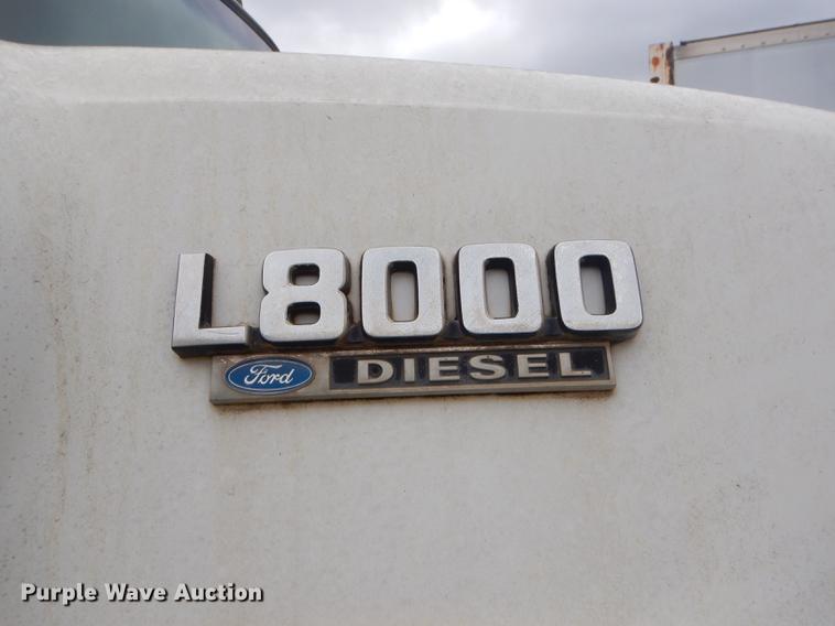 image for item ED9339 1991 Ford LNT8000 railroad crane truck