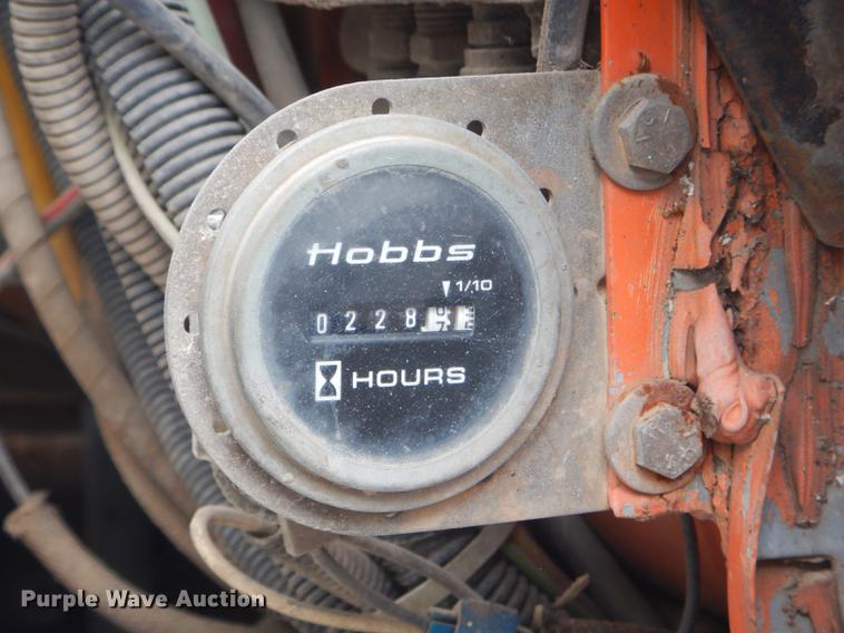 image for item ED9339 1991 Ford LNT8000 railroad crane truck