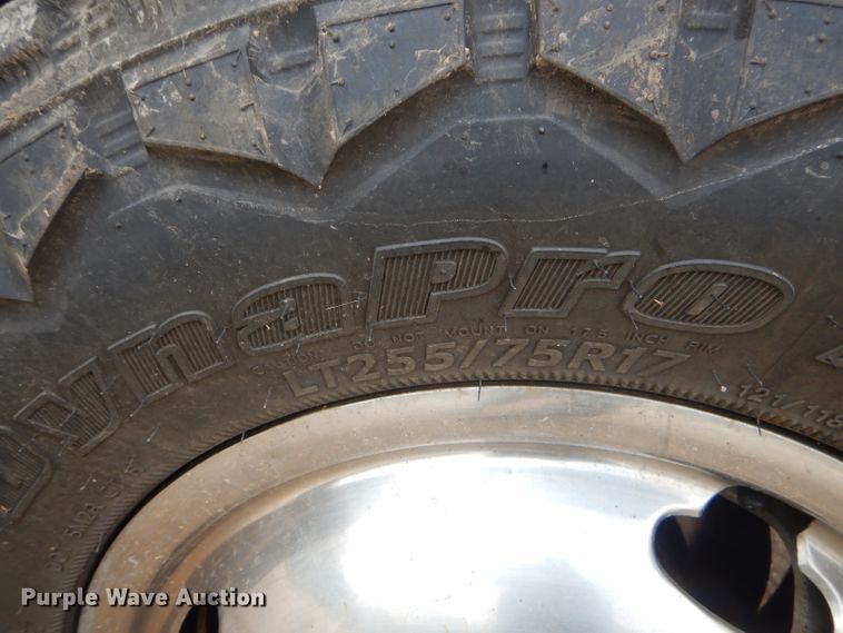 image for item ED9346 2011 Ford F350 SuperCab bale bed pickup truck