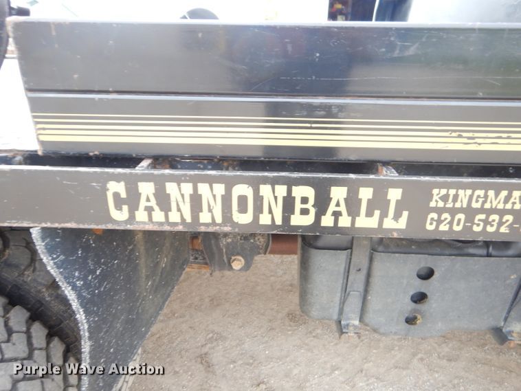 image for item ED9346 2011 Ford F350 SuperCab bale bed pickup truck