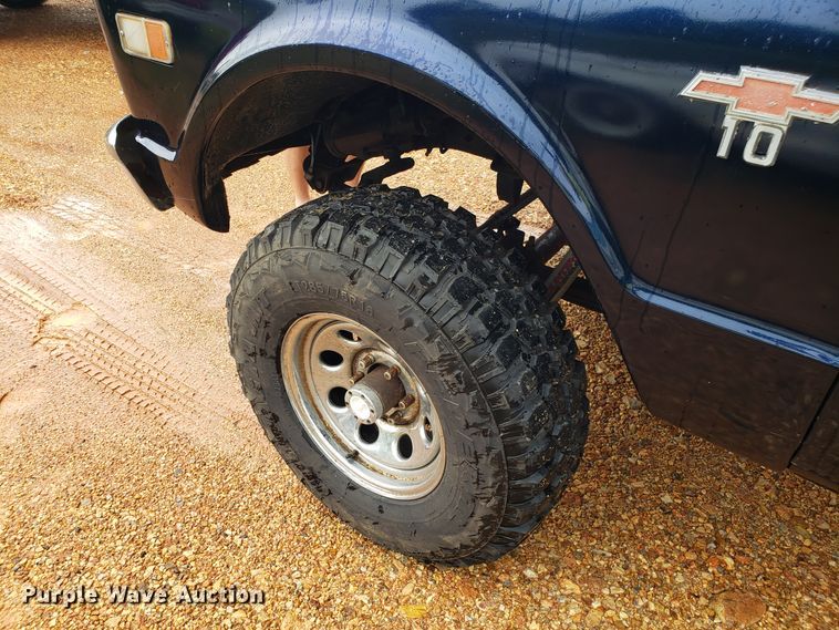 image for item EL9500 1968 Chevrolet K10 pickup truck