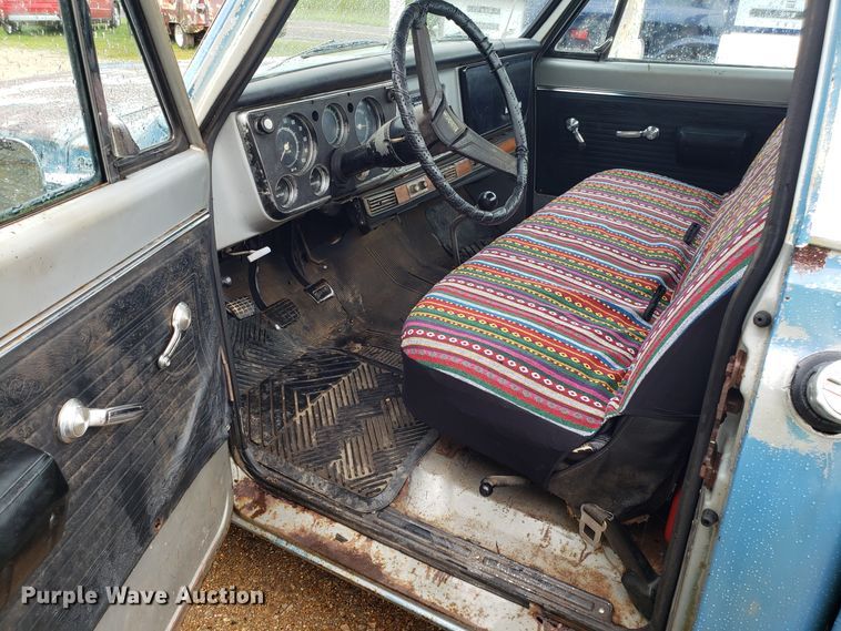 image for item EL9502 1969 GMC C10 pickup truck