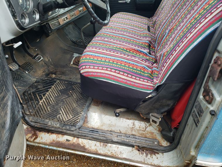 image for item EL9502 1969 GMC C10 pickup truck