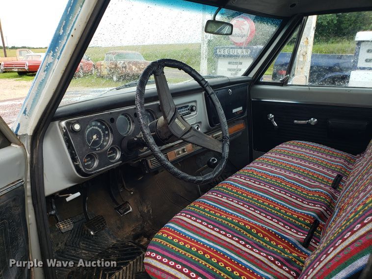 image for item EL9502 1969 GMC C10 pickup truck