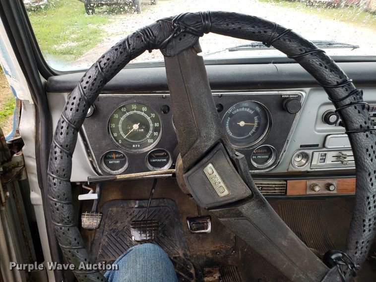 image for item EL9502 1969 GMC C10 pickup truck