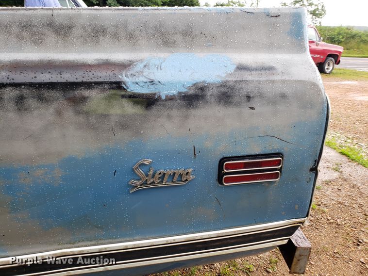 image for item EL9502 1969 GMC C10 pickup truck