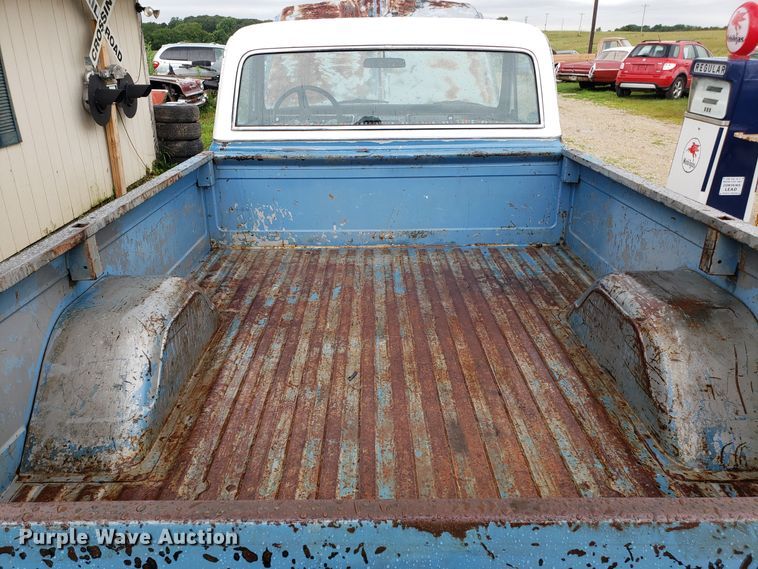 image for item EL9502 1969 GMC C10 pickup truck