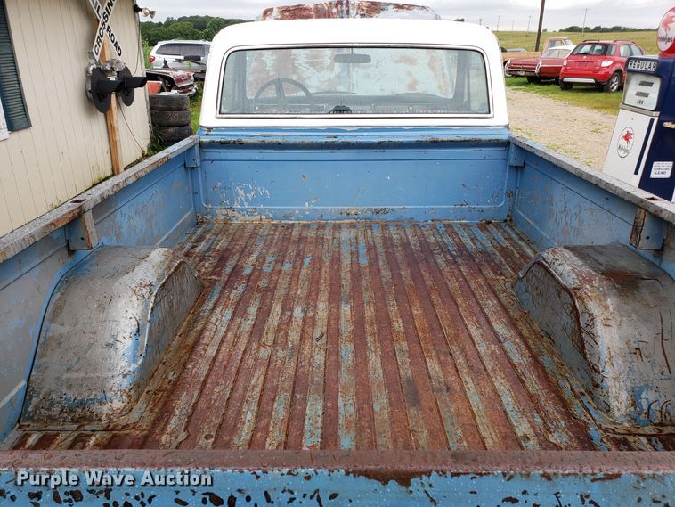 image for item EL9502 1969 GMC C10 pickup truck