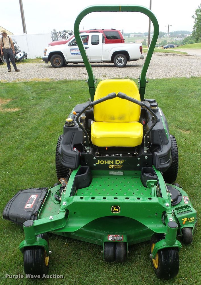 image for item EM9766 2014 John Deere Z930R lawn mower