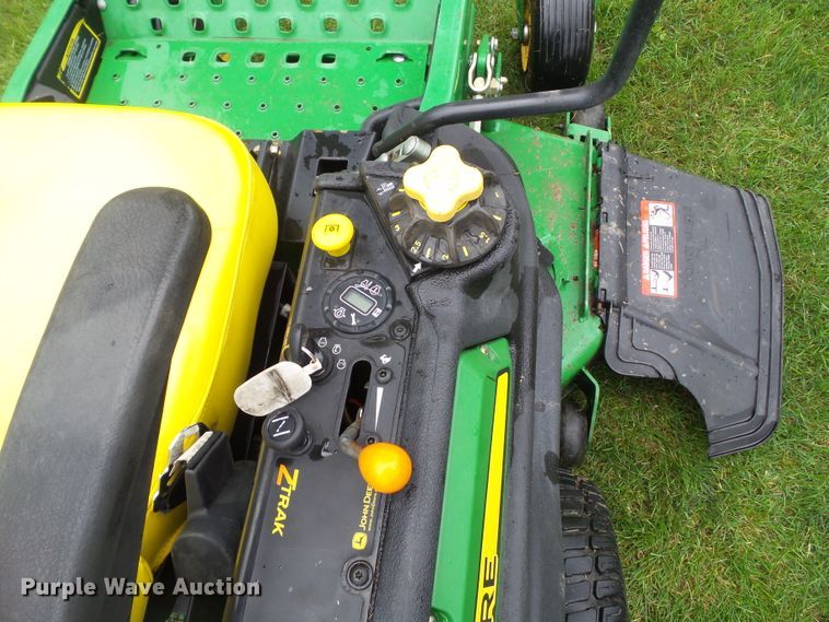 image for item EM9766 2014 John Deere Z930R lawn mower