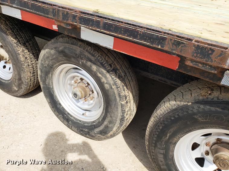 image for item EN9863 2002 Road equipment trailer