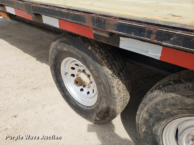 image for item EN9863 2002 Road equipment trailer