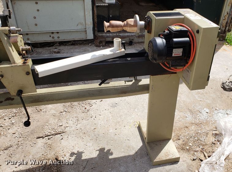 image for item EN9865 Min Max Arbor P124 lathe