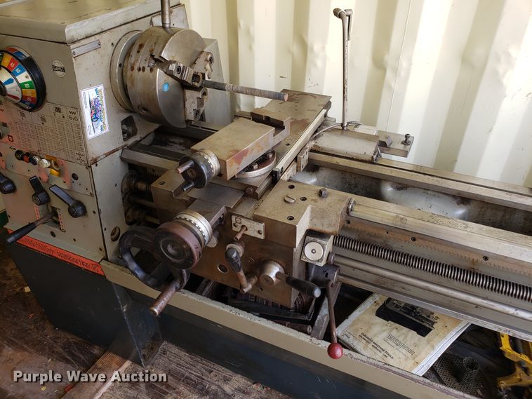 image for item EN9866 Clausing Colchester lathe