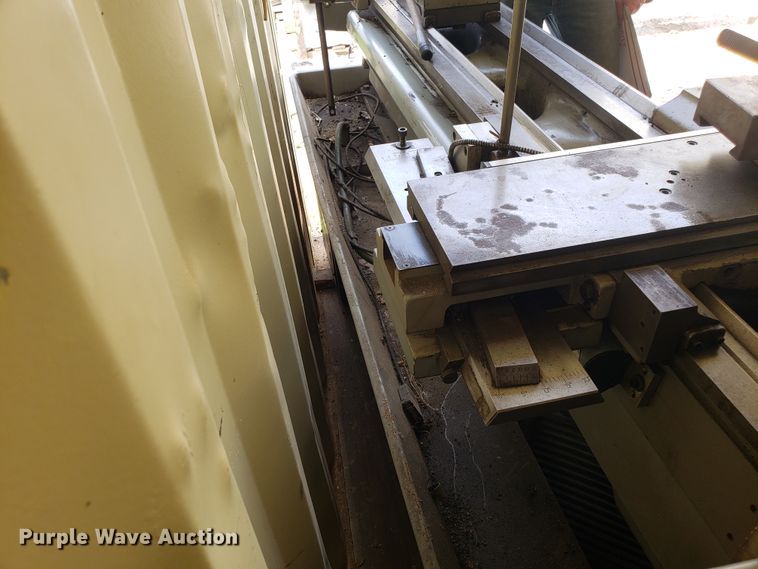 image for item EN9866 Clausing Colchester lathe