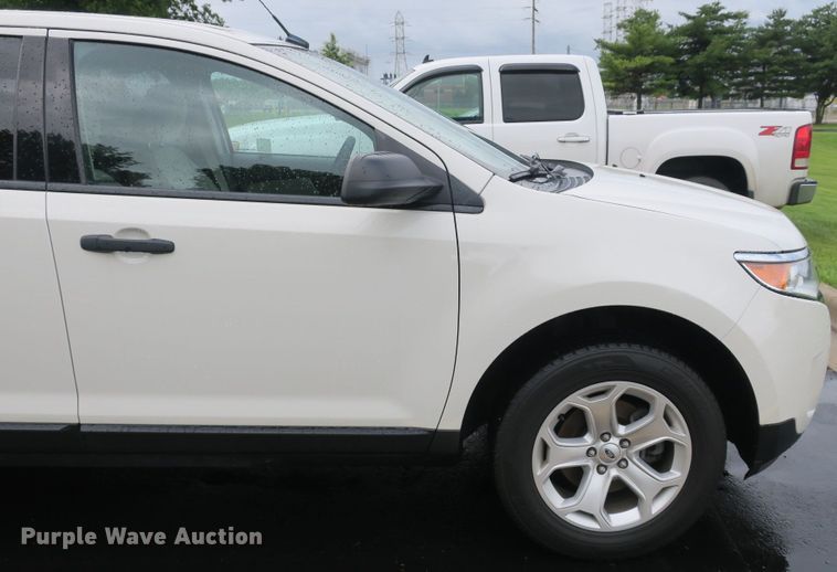 image for item EO9492 2013 Ford Edge SUV