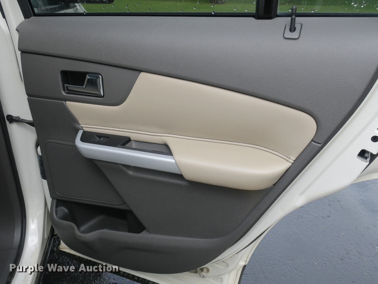 image for item EO9492 2013 Ford Edge SUV