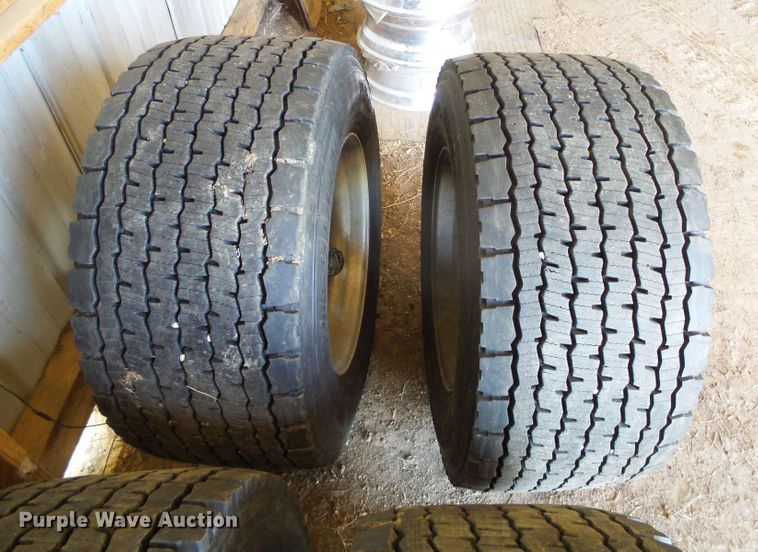 image for item EQ9106 (4) Michelin X One XDN2 445/50R22.5 super single tires and wheels