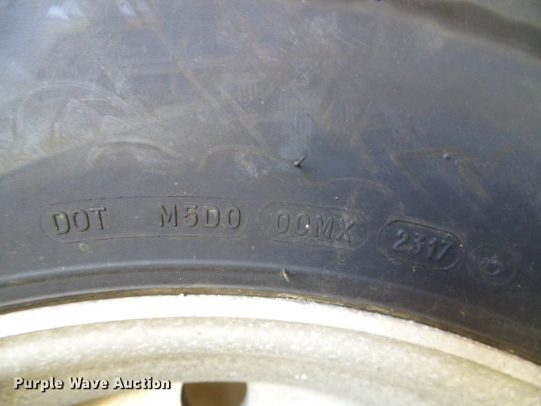 image for item EQ9106 (4) Michelin X One XDN2 445/50R22.5 super single tires and wheels
