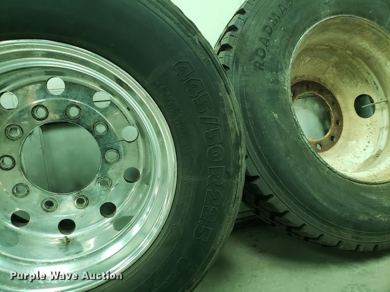 image for item ET9752 Tires and wheels