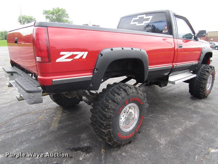 image for item EU9705 1991 GMC Sierra 1500 pickup truck