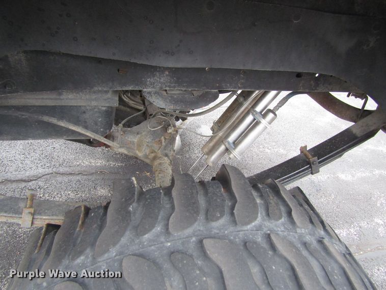 image for item EU9705 1991 GMC Sierra 1500 pickup truck