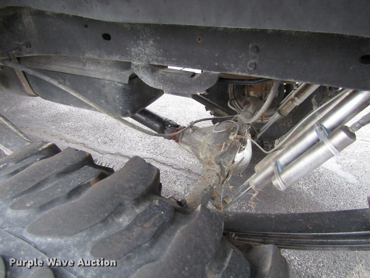 image for item EU9705 1991 GMC Sierra 1500 pickup truck