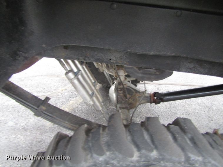 image for item EU9705 1991 GMC Sierra 1500 pickup truck