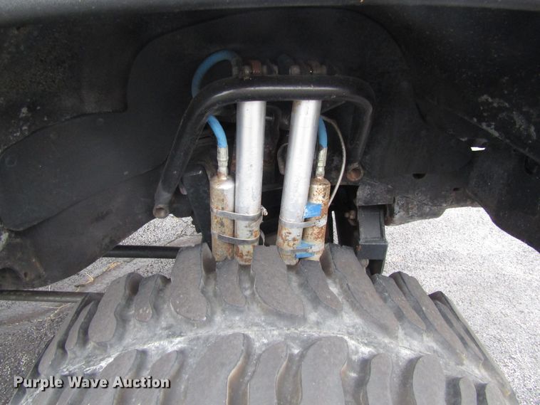 image for item EU9705 1991 GMC Sierra 1500 pickup truck