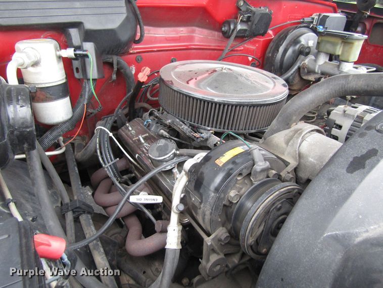 image for item EU9705 1991 GMC Sierra 1500 pickup truck