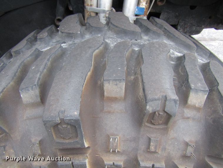 image for item EU9705 1991 GMC Sierra 1500 pickup truck