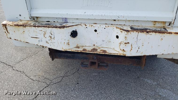 image for item EU9838 2006 Ford F250 Super Duty utility bed pickup truck