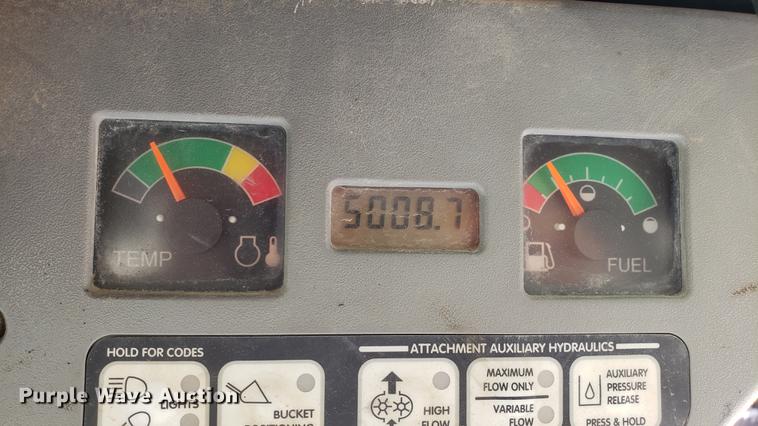 image for item EU9839 2006 Bobcat S250 skidsteer