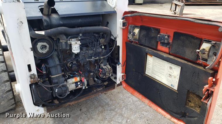 image for item EU9839 2006 Bobcat S250 skidsteer