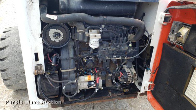 image for item EU9839 2006 Bobcat S250 skidsteer