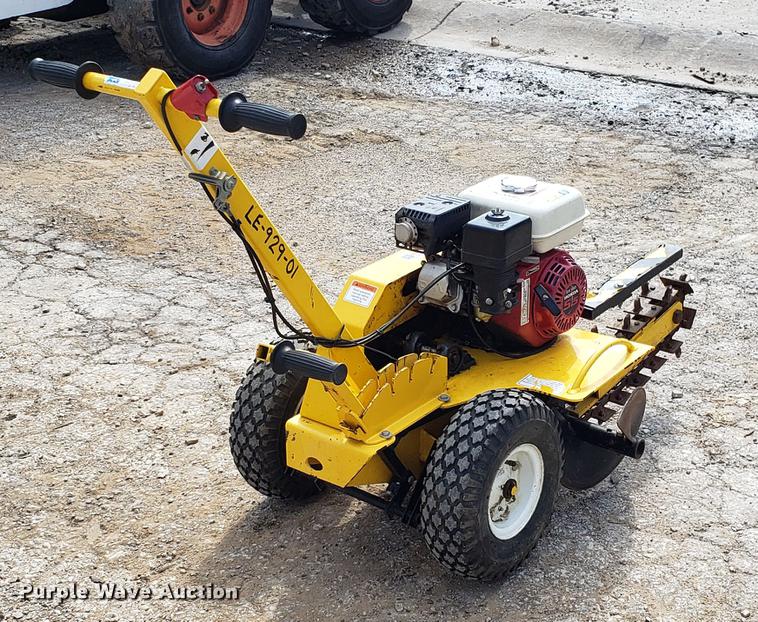 image for item EU9841 Ground Hog T-4 trencher